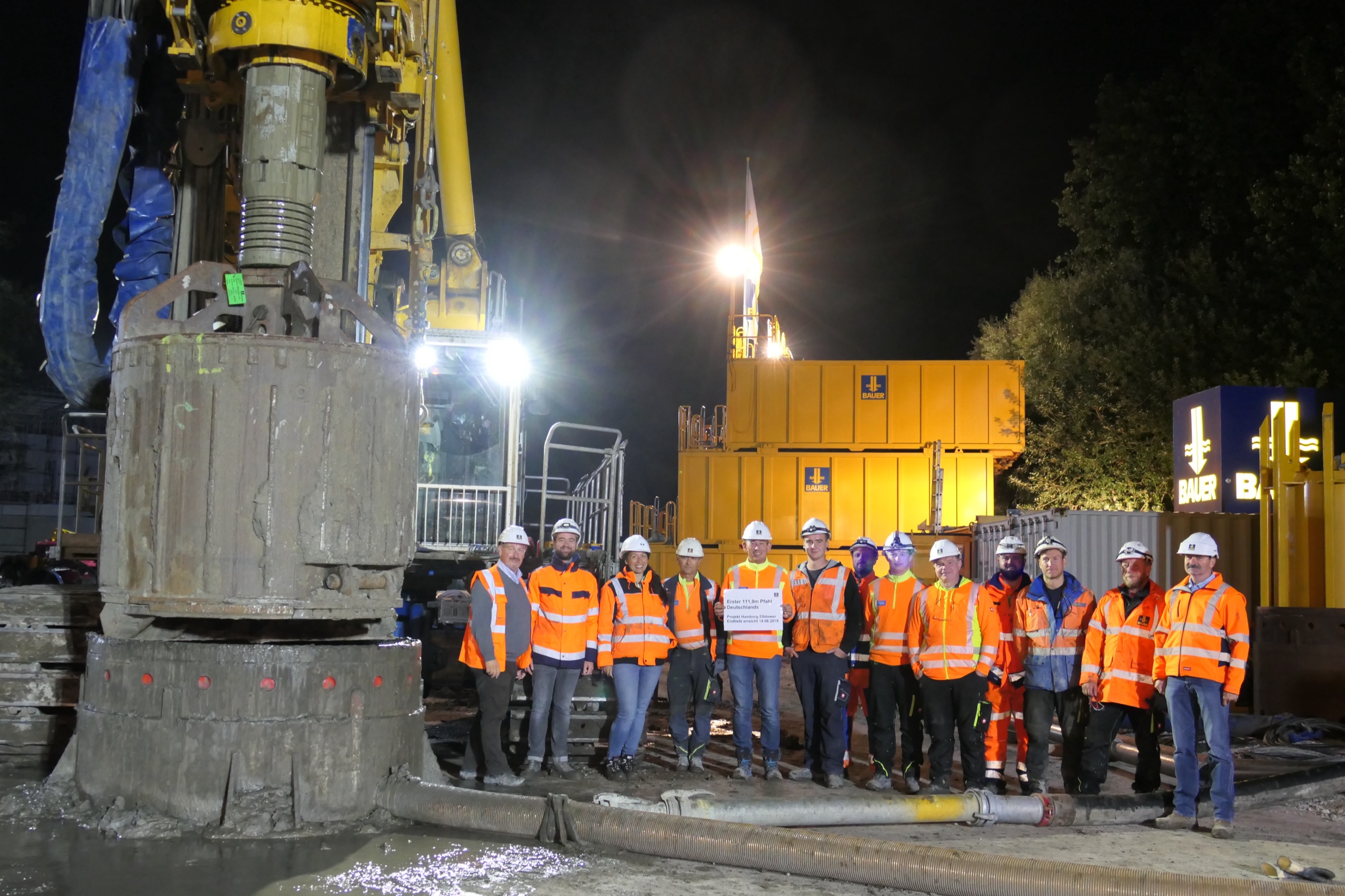 OCGT Team bei Großbohrpfahlarbeiten — Über uns